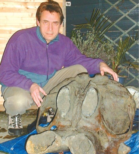 Qinetiq project manager Dr Mark O’Dell made front page news in January 2004 , pictured with a 50,000-year-old woolly mammoth skull