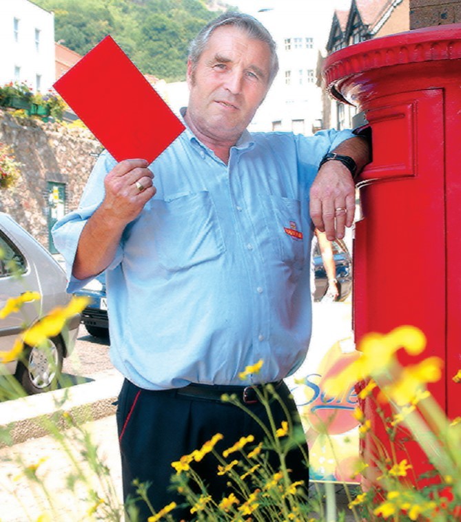 Malvern postie Tony Beale was retiring in August 2003 after 38 years covering the same patch