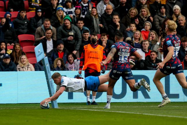 ACROBATIC: Noah Heward scores sensational try but it is not enough as Worcester Warriors fall to defeat at Bristol Bears.