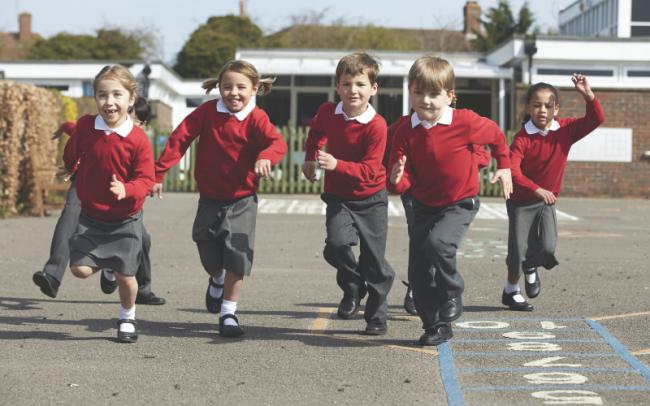 Time is running out for parents to submit their applications for children starting school in September 2022.