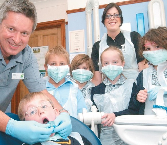 Children from Hampton, Malvern College, visited the Pickersleigh House DentalSurgery in Malvern, where they were taught all about dentists and tooth care, as part of National Smile Week in May 2005