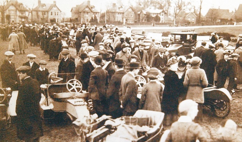 Howard Stanley shared this evocative picture with the Gazette, showing a gathering of early motorcars and motorcycles. The event was held on the Link Common, with Pickersleigh Road clearly visible in the background