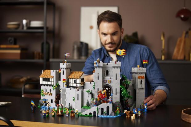 Malvern Gazette: LEGO® Lion Knights’ Castle. Credit: LEGO