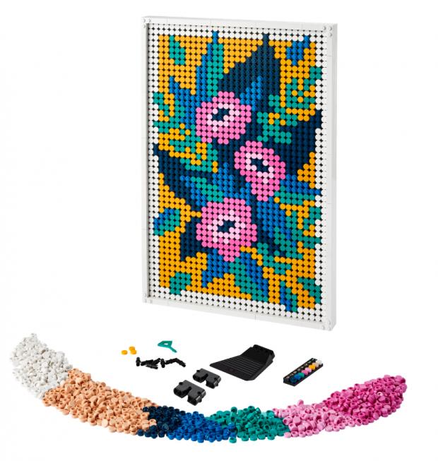 Malvern Gazette: LEGO® Art Floral Art Set. Credit: LEGO
