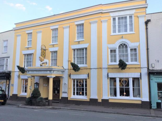 Malvern Gazette: HOTEL White Lion Hotel
