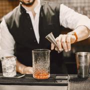 Have you ever wondered how to get served quickly at a bar? Here are 9 tips to help you out